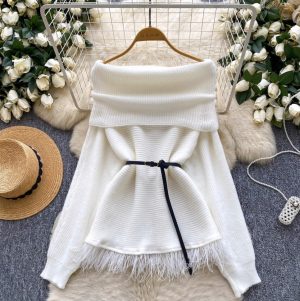 Off-shoulder Fringed Sweater with Belt