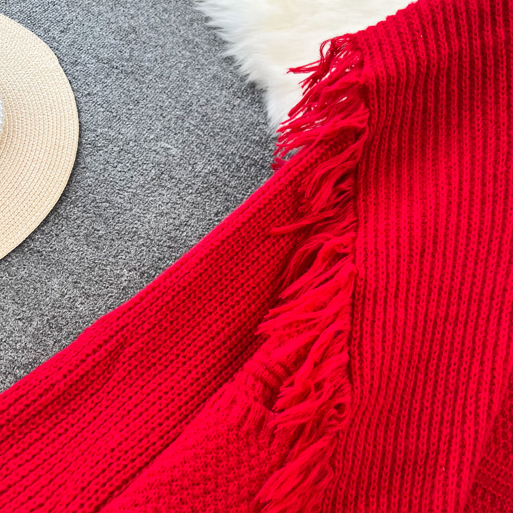 Thermal Loose-fit Fringed Cape Shawl - Image 8