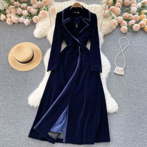 Elegant Lapeled Velvet Over-knee Coat